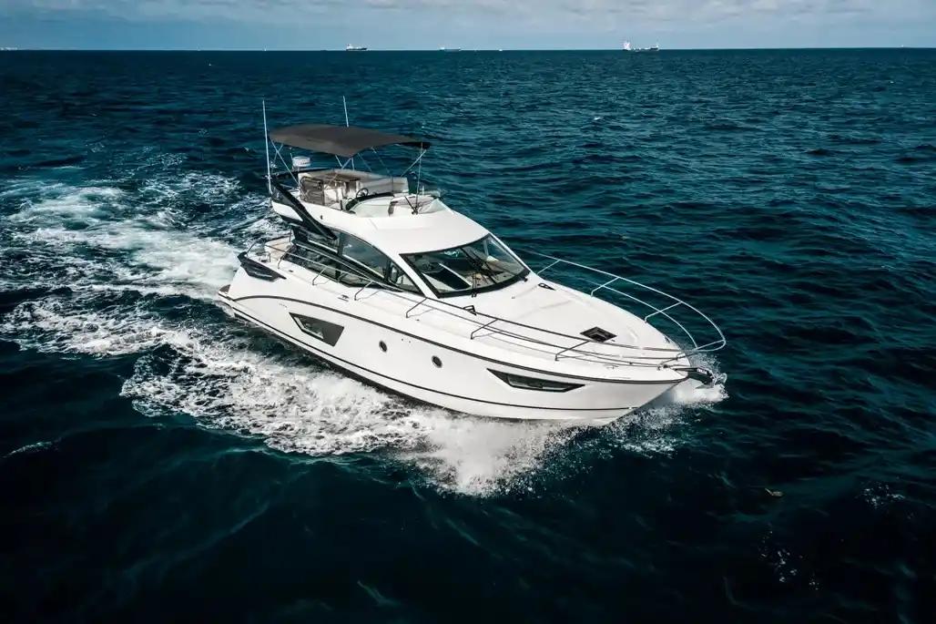Beneteau Gran Turismo 50 Sportfly For Sale