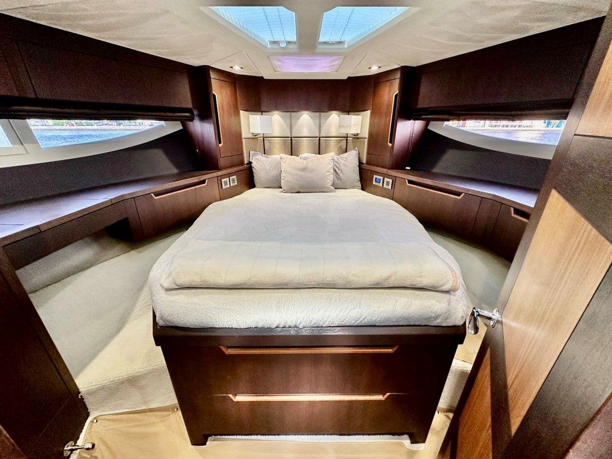 2017 Galeon Yachts 500 Fly Sold in Hollywood, Florida Flybridge 2