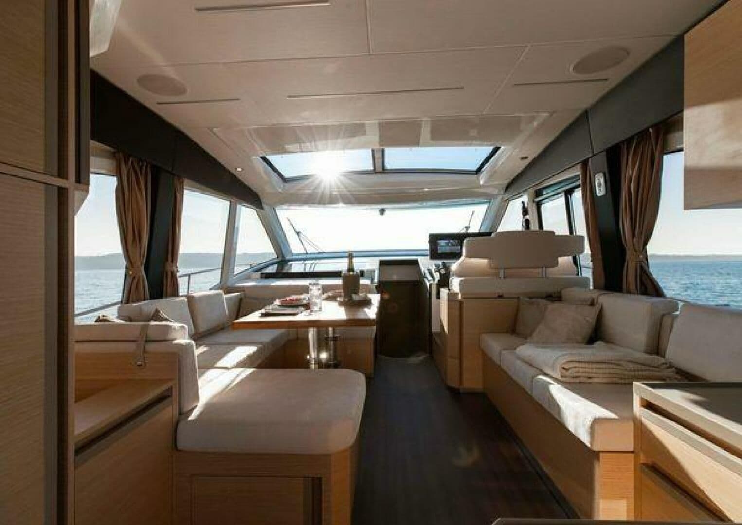 2027 Greenline Yachts 45 Coupe zum Verkauf in Fort Lauderdale, Florida Motor Yacht 3