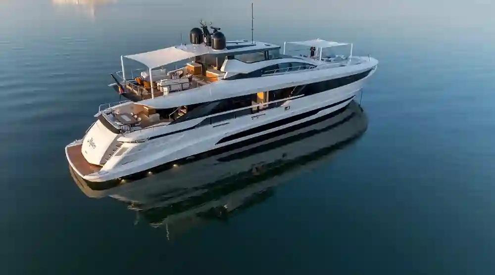 Mangusta Gransport 33 zum Verkauf