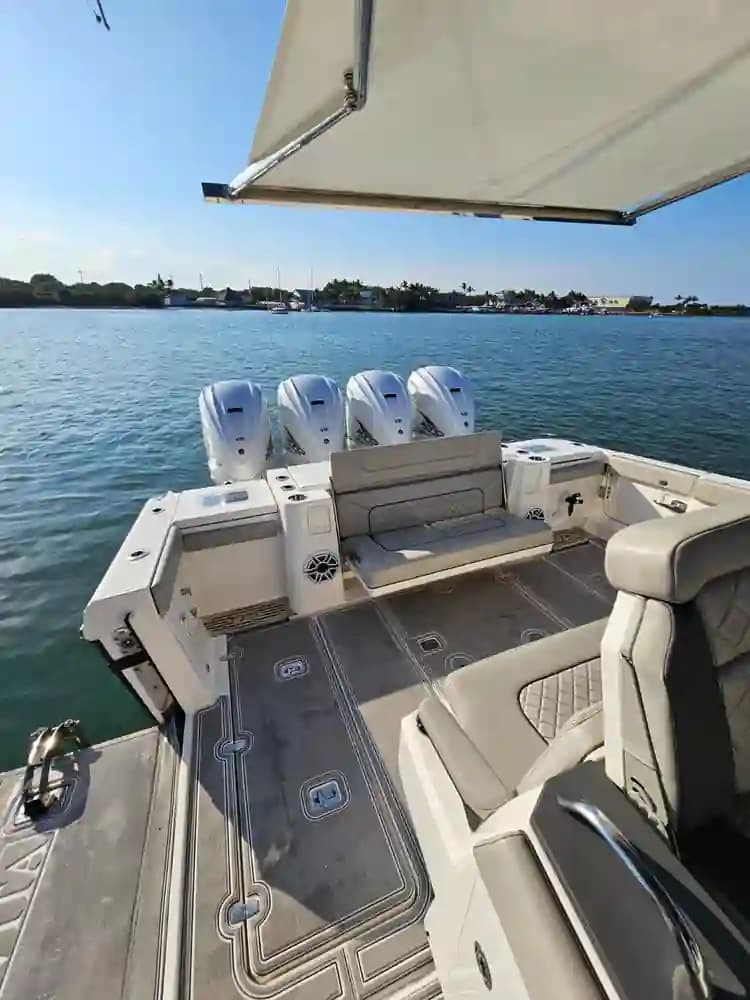 2021 Pursuit S 428 for Sale in Jupiter, Florida Center Console 2