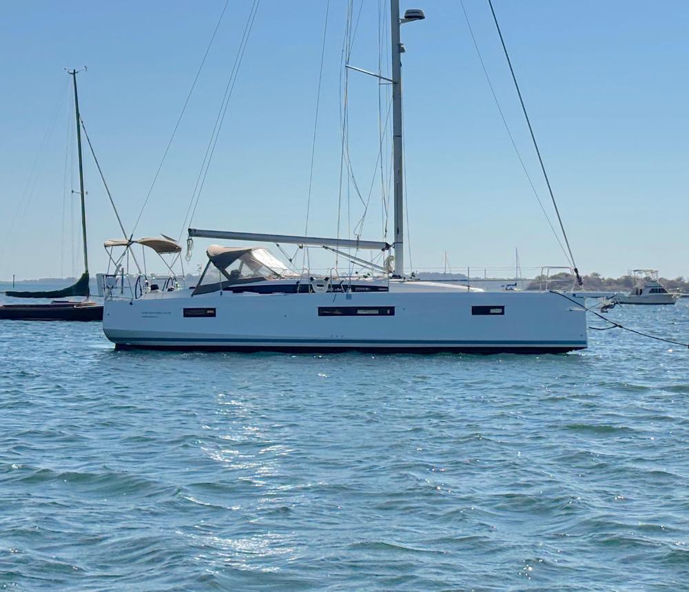 2021-jeanneau-sun-odyssey-410-sail-9589582-20241024123157404-1_XLARGE.jpg