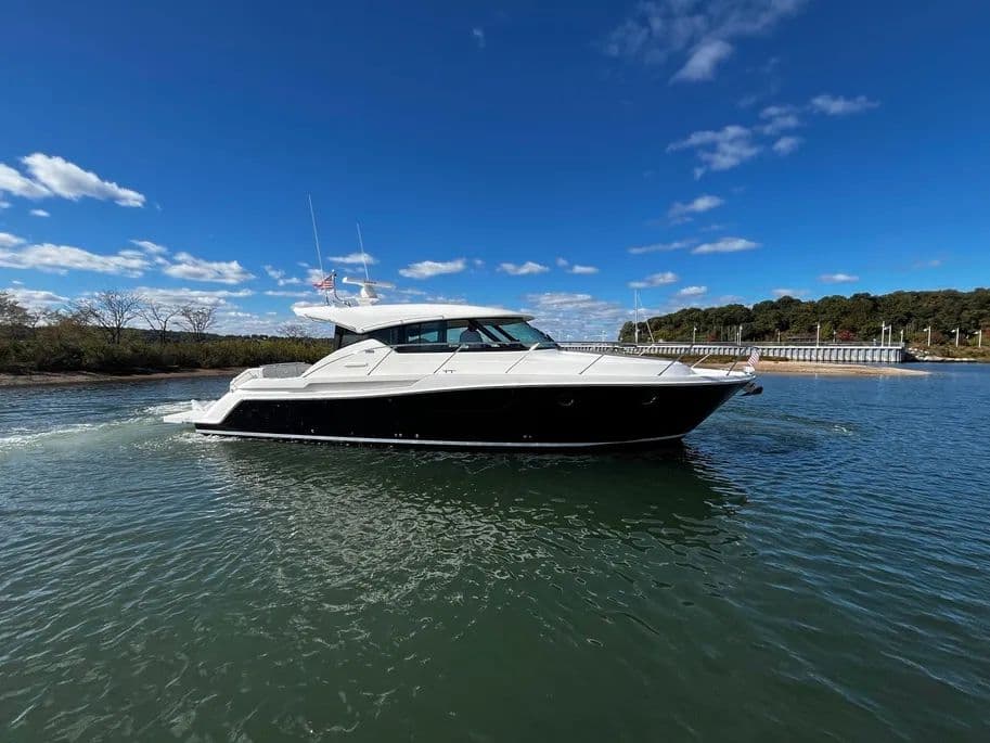 Tiara Yachts C44 Coupe For Sale