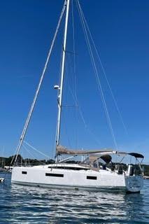 2021-jeanneau-sun-odyssey-410-sail-9589582-20241024123316126-1_XLARGE.jpg