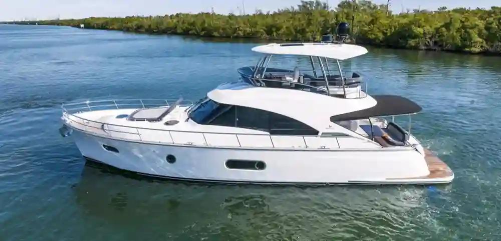 Riviera Belize 54 Daybridge For Sale