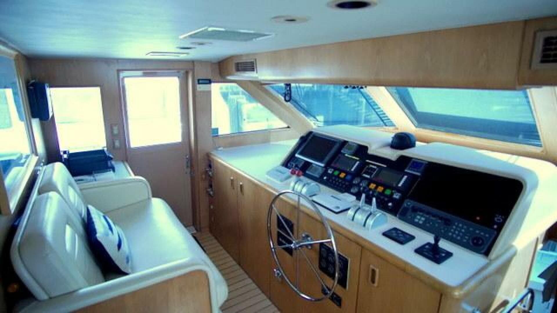 1997 Hatteras 70 Sport Deck for Sale in Lighthouse Point, Florida Motor Yacht 1
