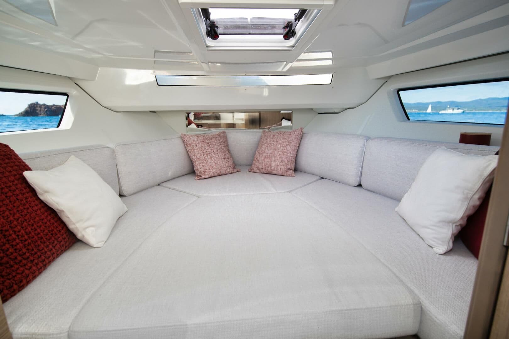 2026 Jeanneau Leader 9.0 WA for Sale in Fort Lauderdale, Florida Walk-around Boats 1