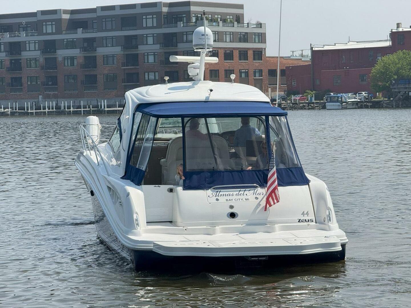 Sea Ray Sundancer 44 For Sale