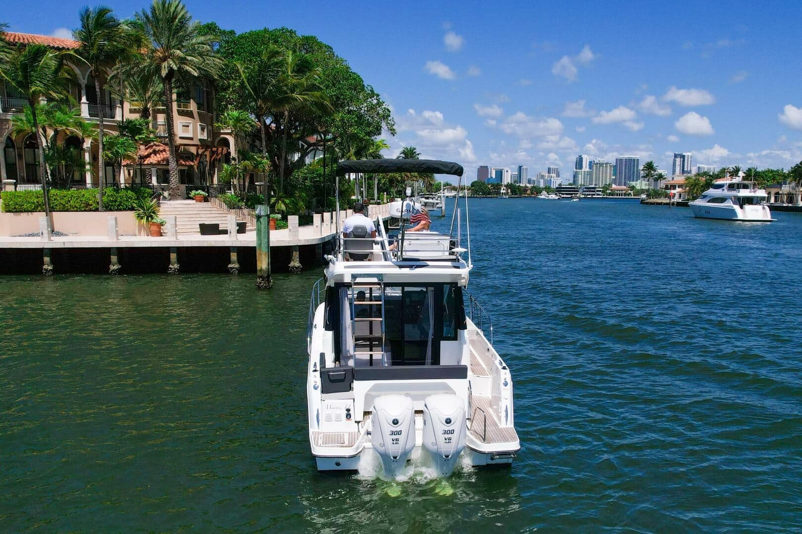 Jeanneau NC 1095 Fly for Sale