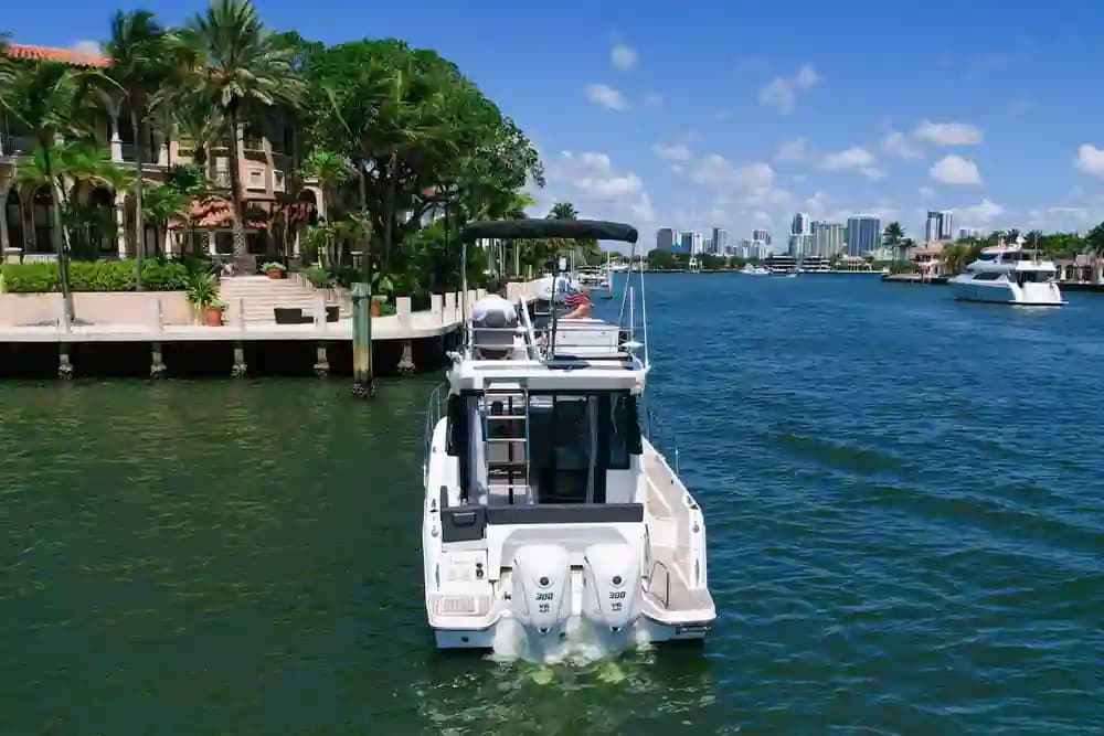 Jeanneau NC 1095 Fly for Sale