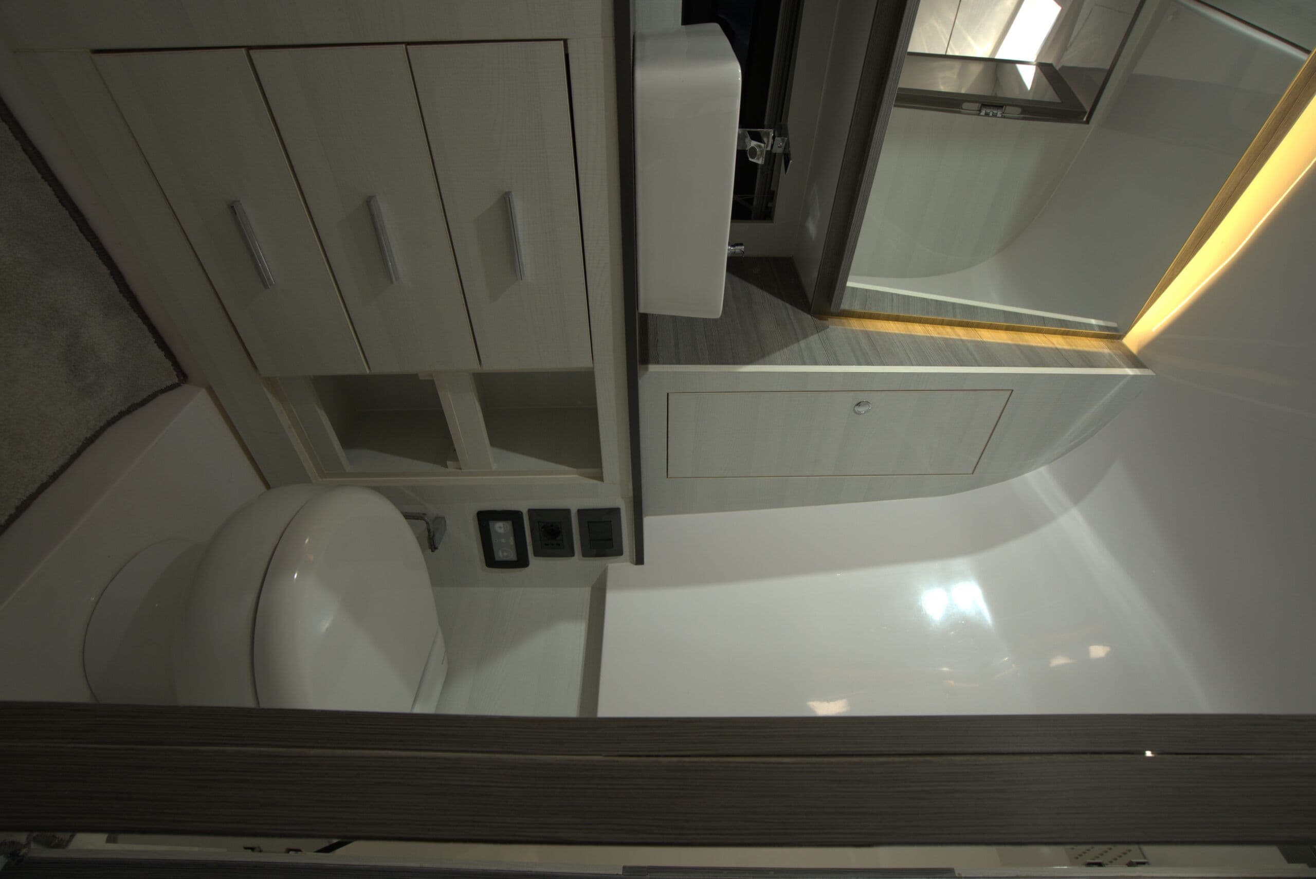 2026 Nassima Yacht N40 for Sale in Miami, Florida Walk-around Boats 5