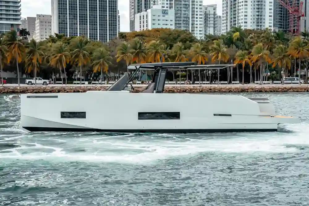 De Antonio Yachts D42 Open for Sale