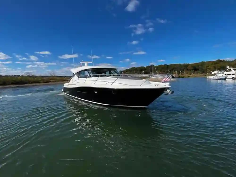 Tiara Yachts C44 Coupe For Sale