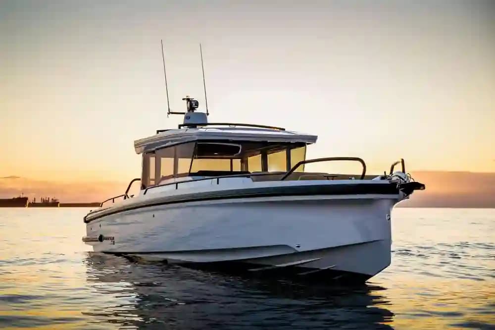 2024 Axopar 37 XC Cross Cabin Sold in San Diego, California Center Console 5