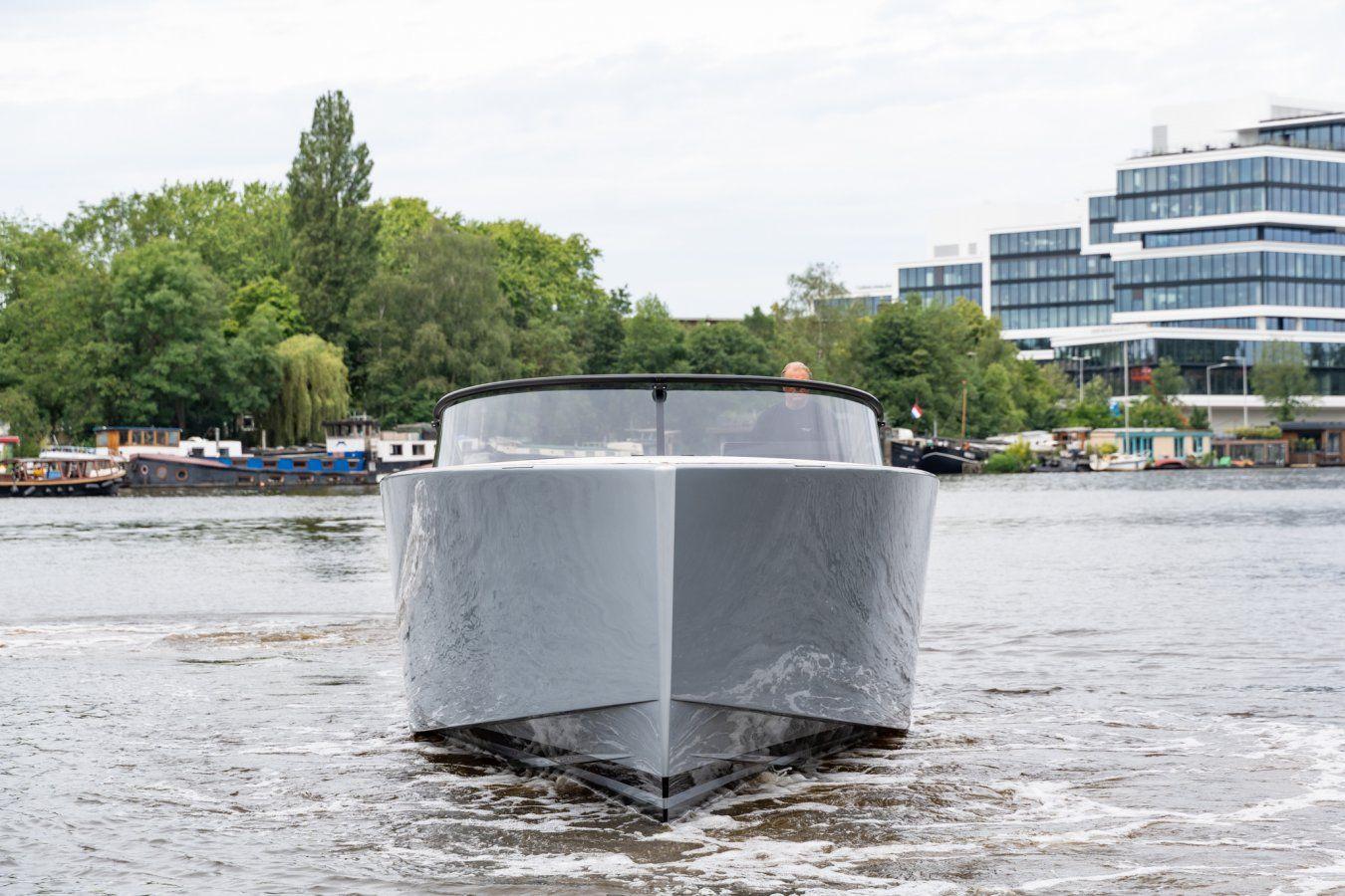 VanDutch Yachts 40 For Sale