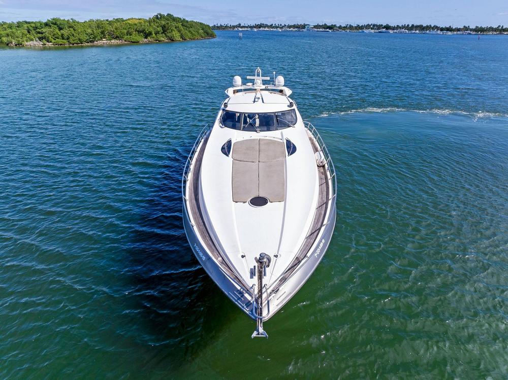 2001-sunseeker-predator-75-power-9515367-20241113070148143-1_XLARGE.jpg