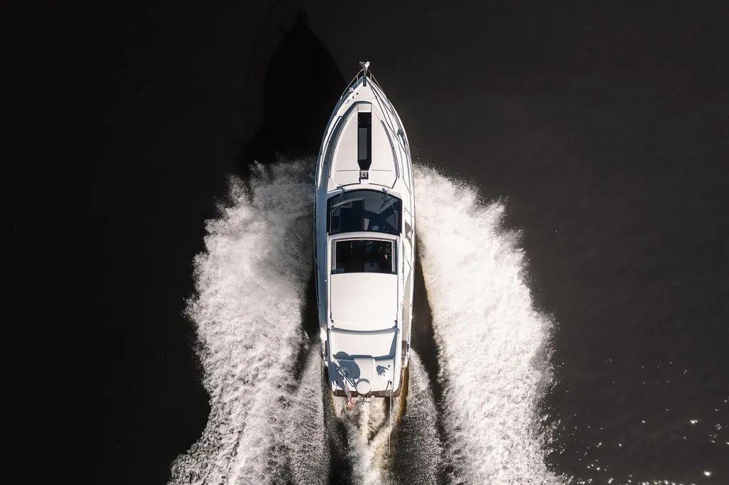 Galeon Yachts 425 HTS For Sale