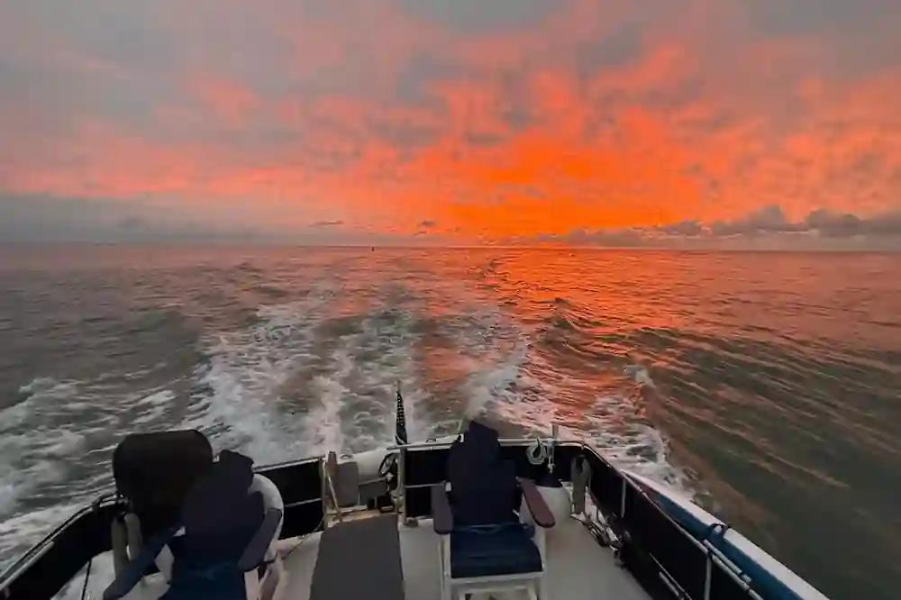 Symbol Yachts 42' Sundeck For Sale