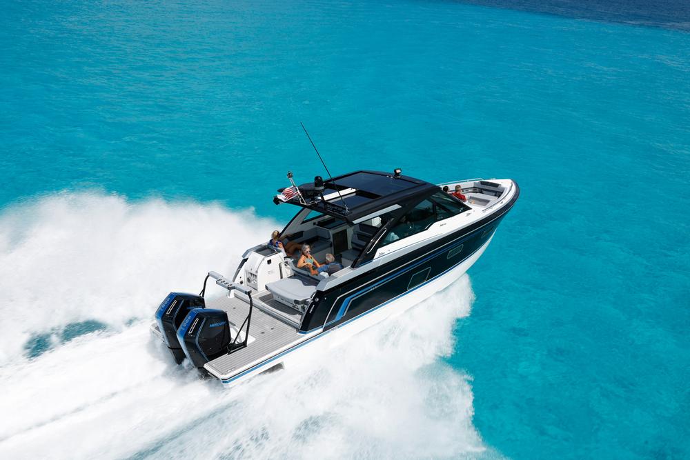 2026 Formula Boats 380 Super Sport Crossover