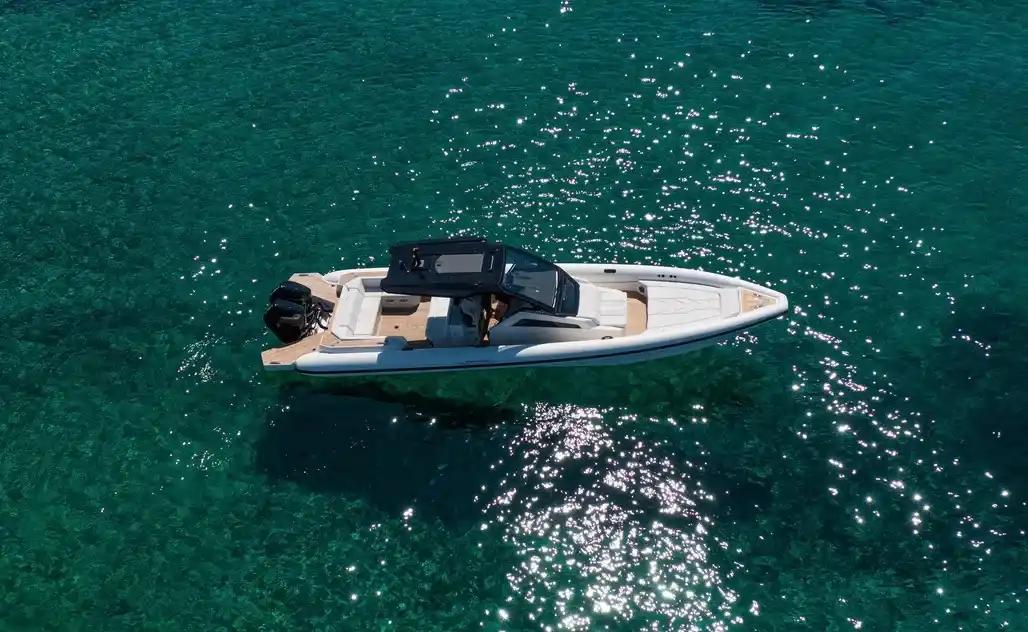 Technohull Alpha 40 For Sale