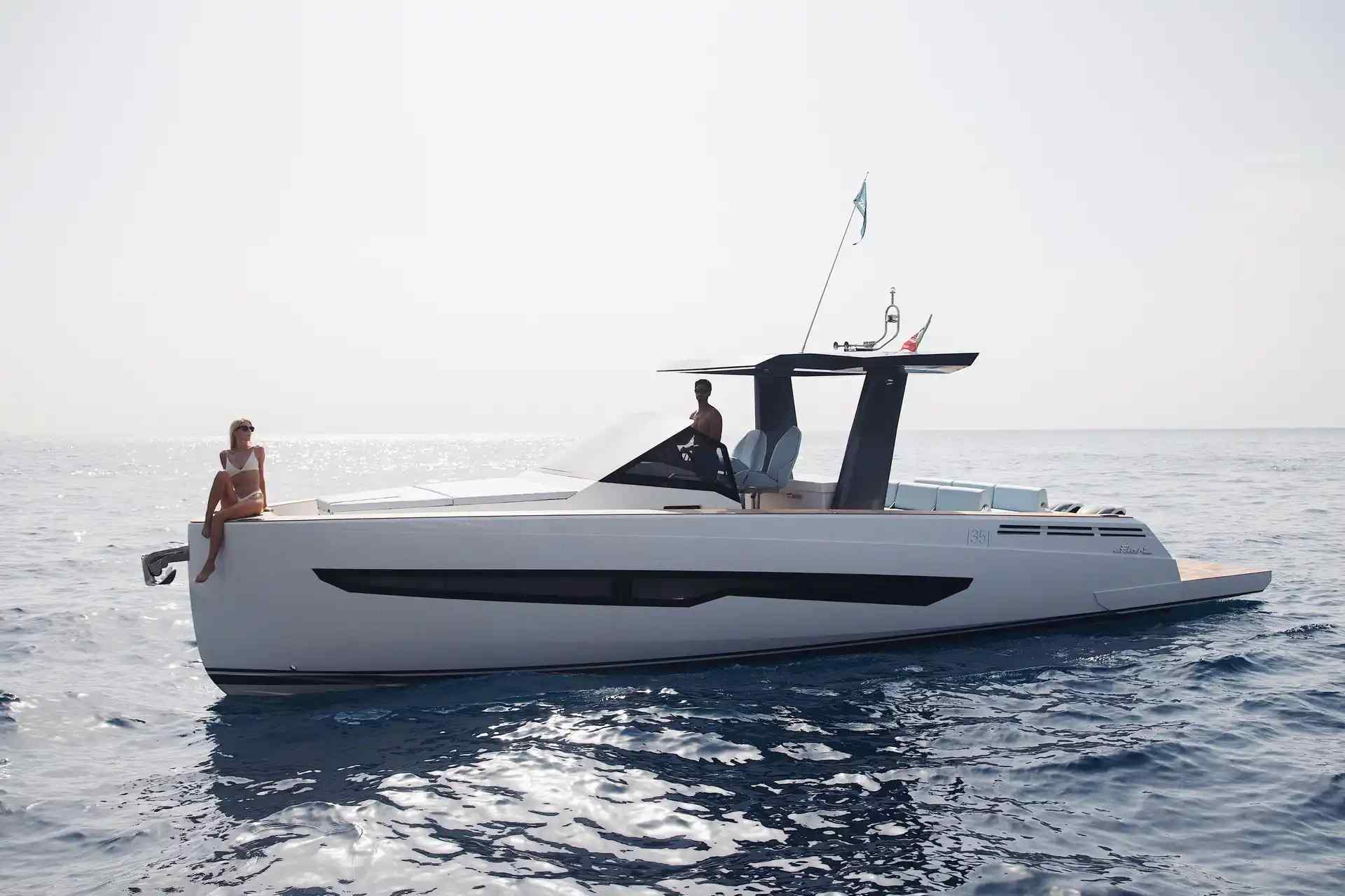 Yacht