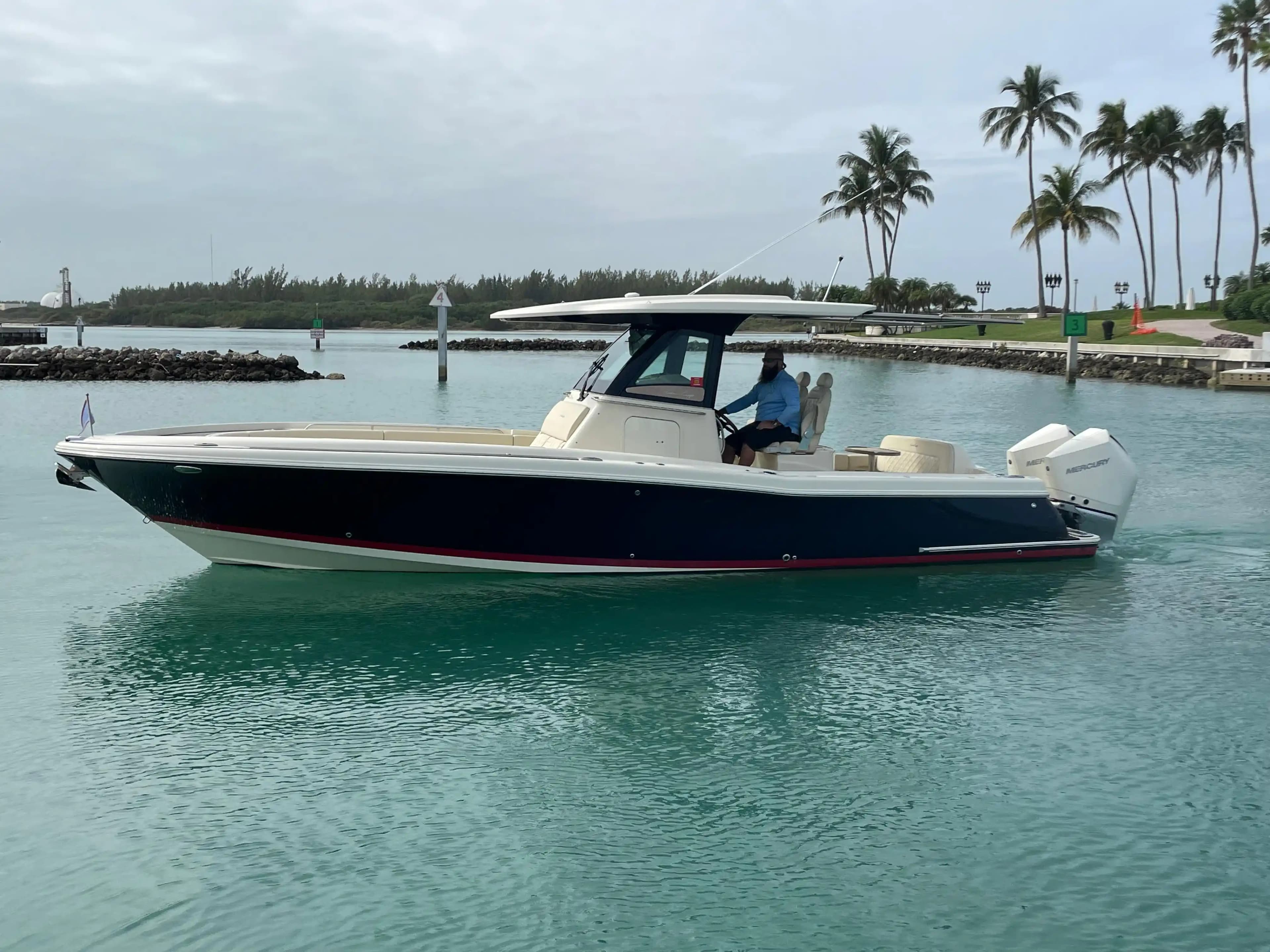 Chris-Craft Catalina 30 for Sale