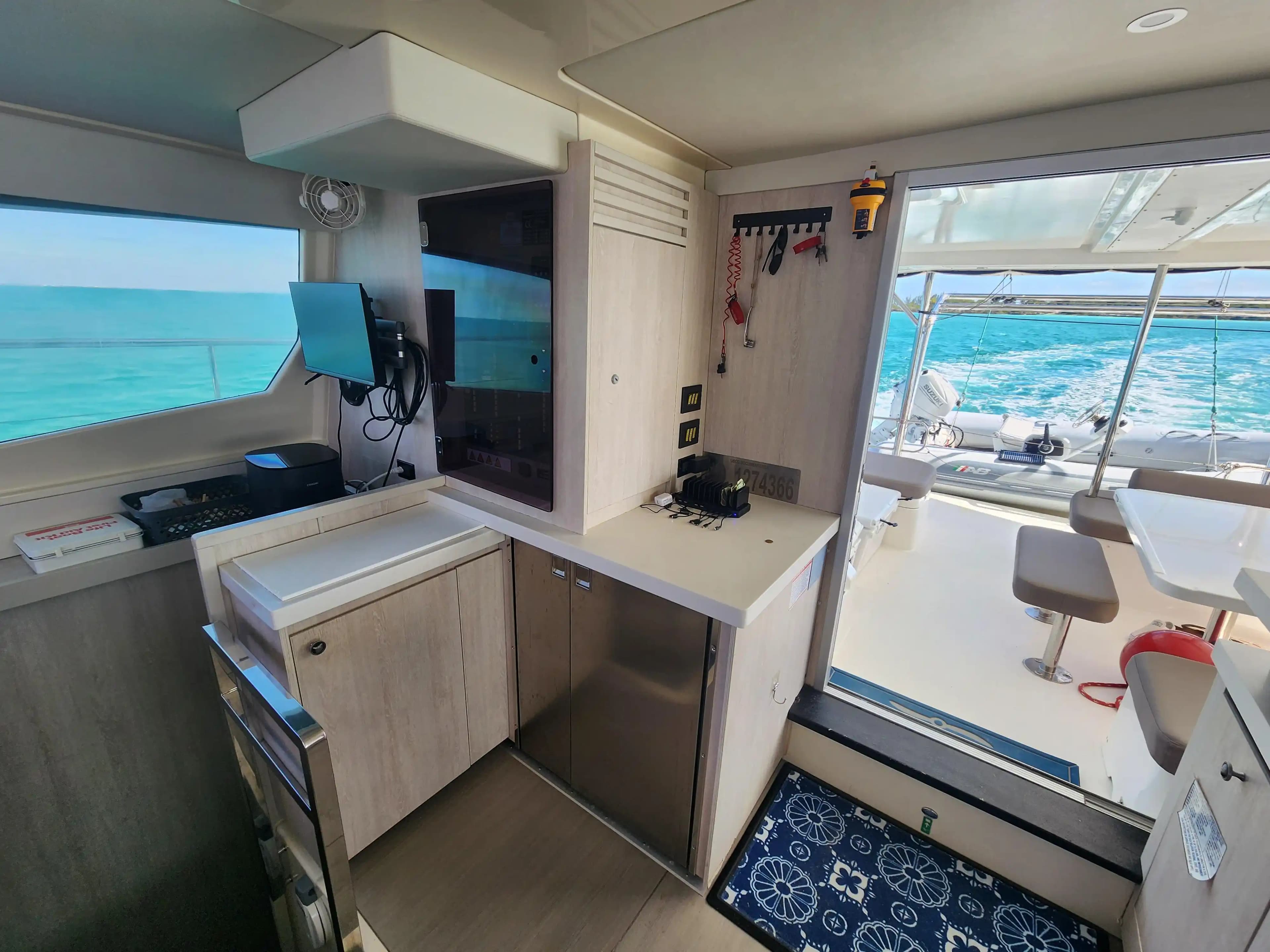 2016 Leopard Catamarans 51 Powercat zum Verkauf in Marsh Harbour, BS Power Catamarans 3