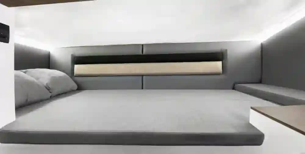 2025 Ranieri International Next 275 LX for Sale in Miami, Florida Center Console 5