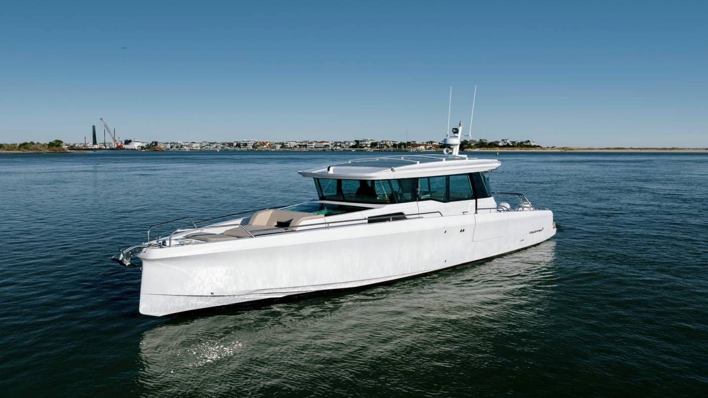 2025 Axopar 45 XC Cross Cabin Sold in Seattle, Washington Motor Yacht 5