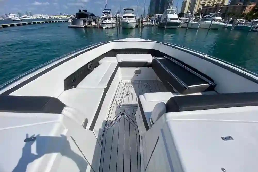 Monterey 385SE For Sale