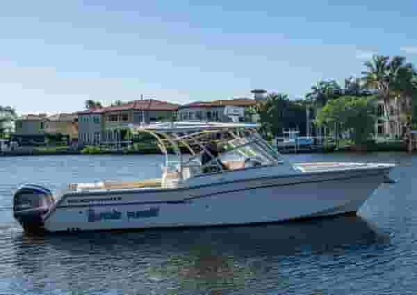 2017 Grady-White Boats Freedom 307