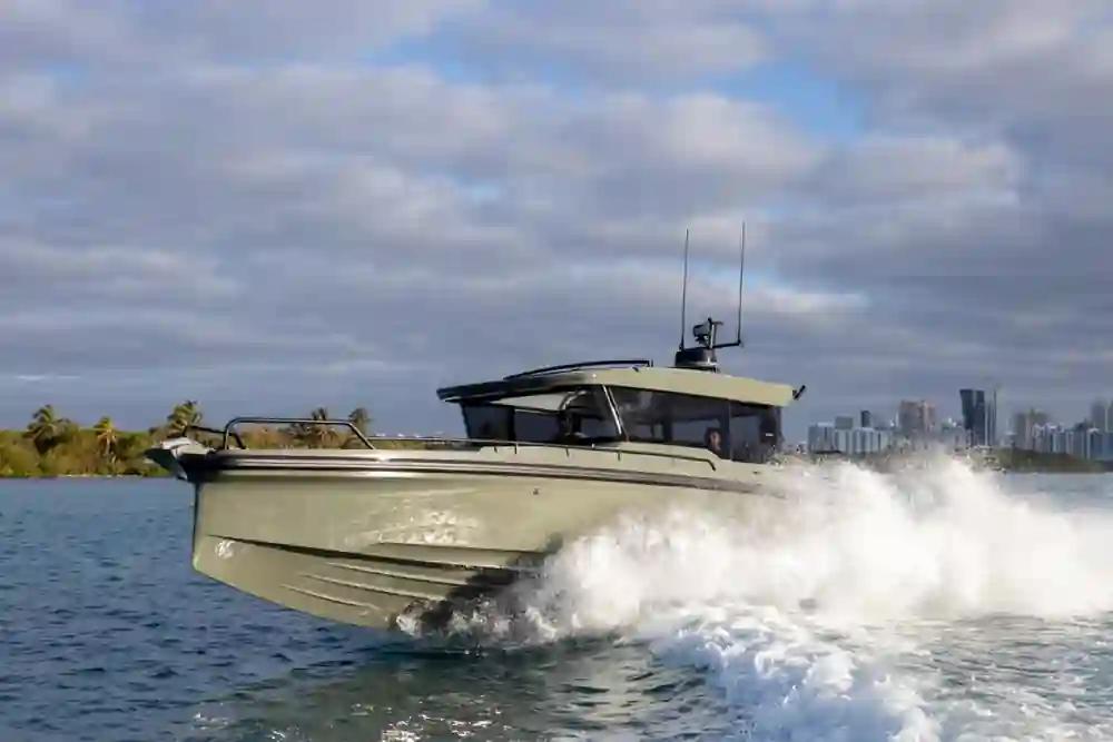 Brabus Marine Shadow 900 XC Cross Cabin For Sale