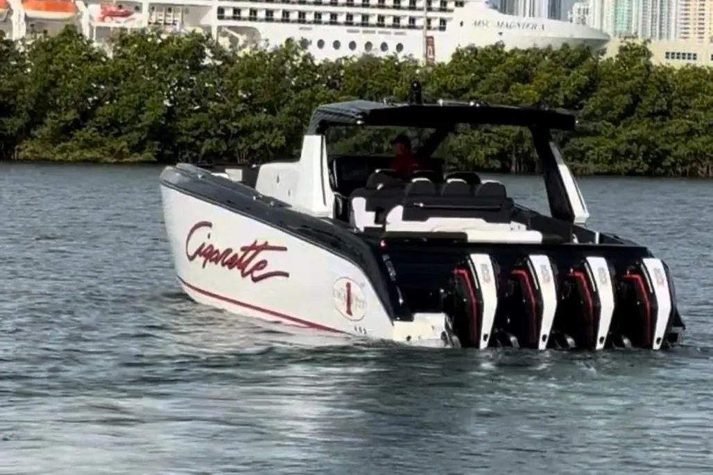 Cigarette Racing 42' Auroris For Sale