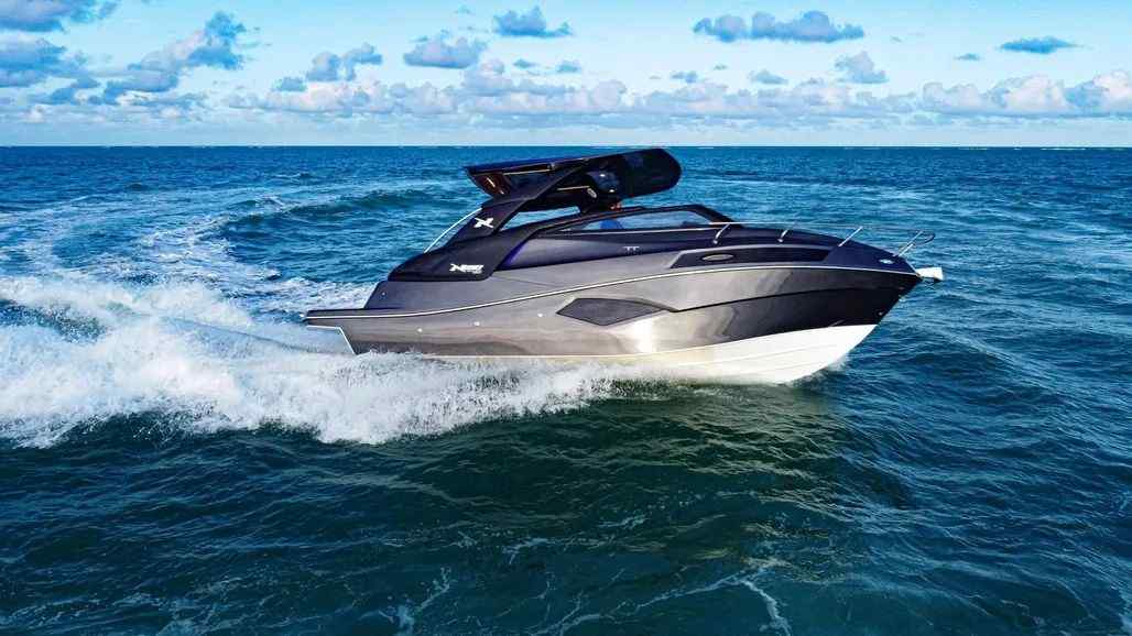 Yacht
