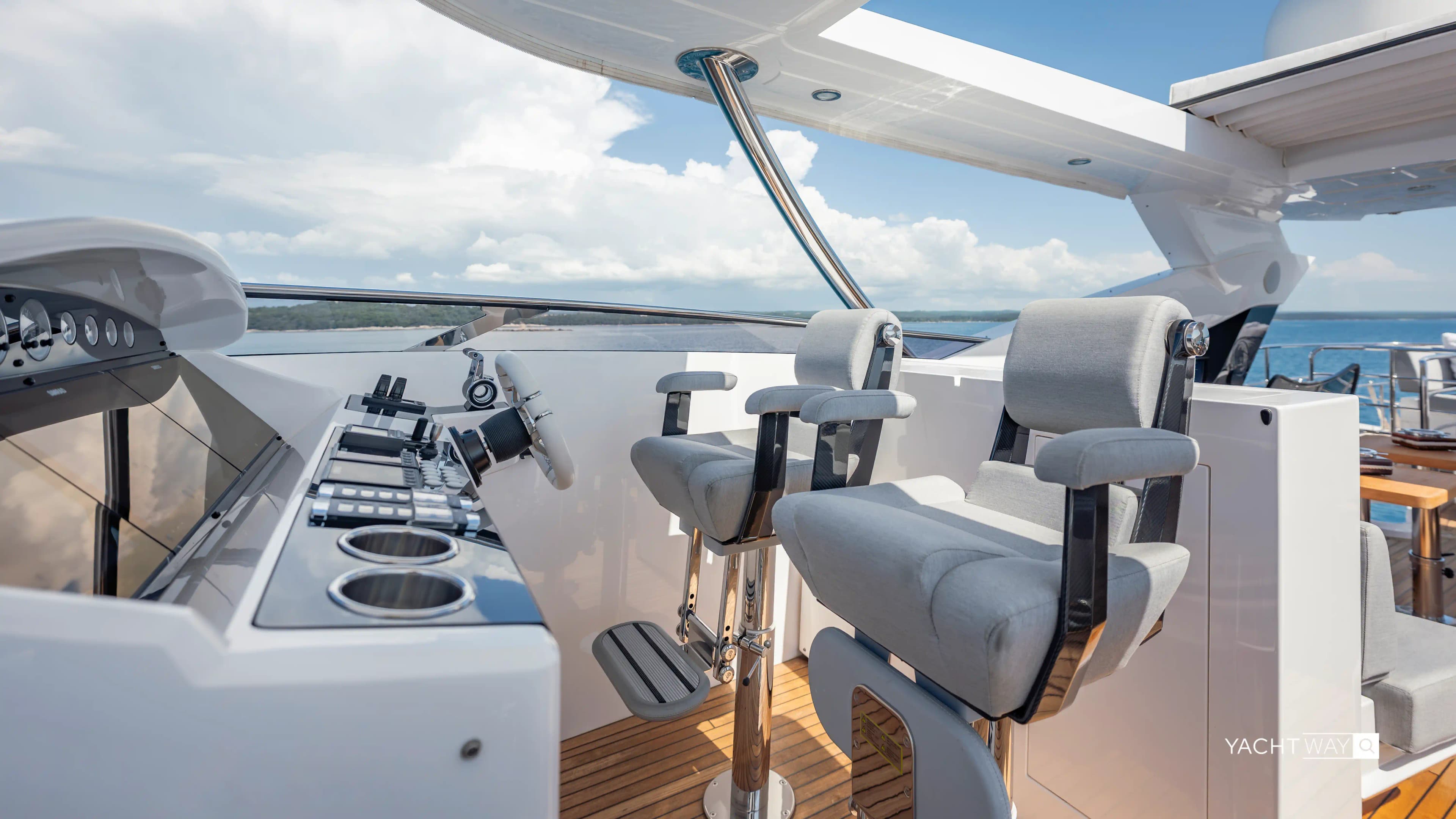 Sunseeker 95 Yacht for Sale