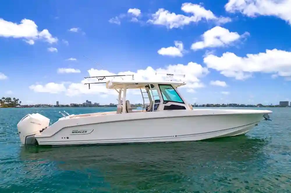 Boston Whaler 380 Outrage te koop