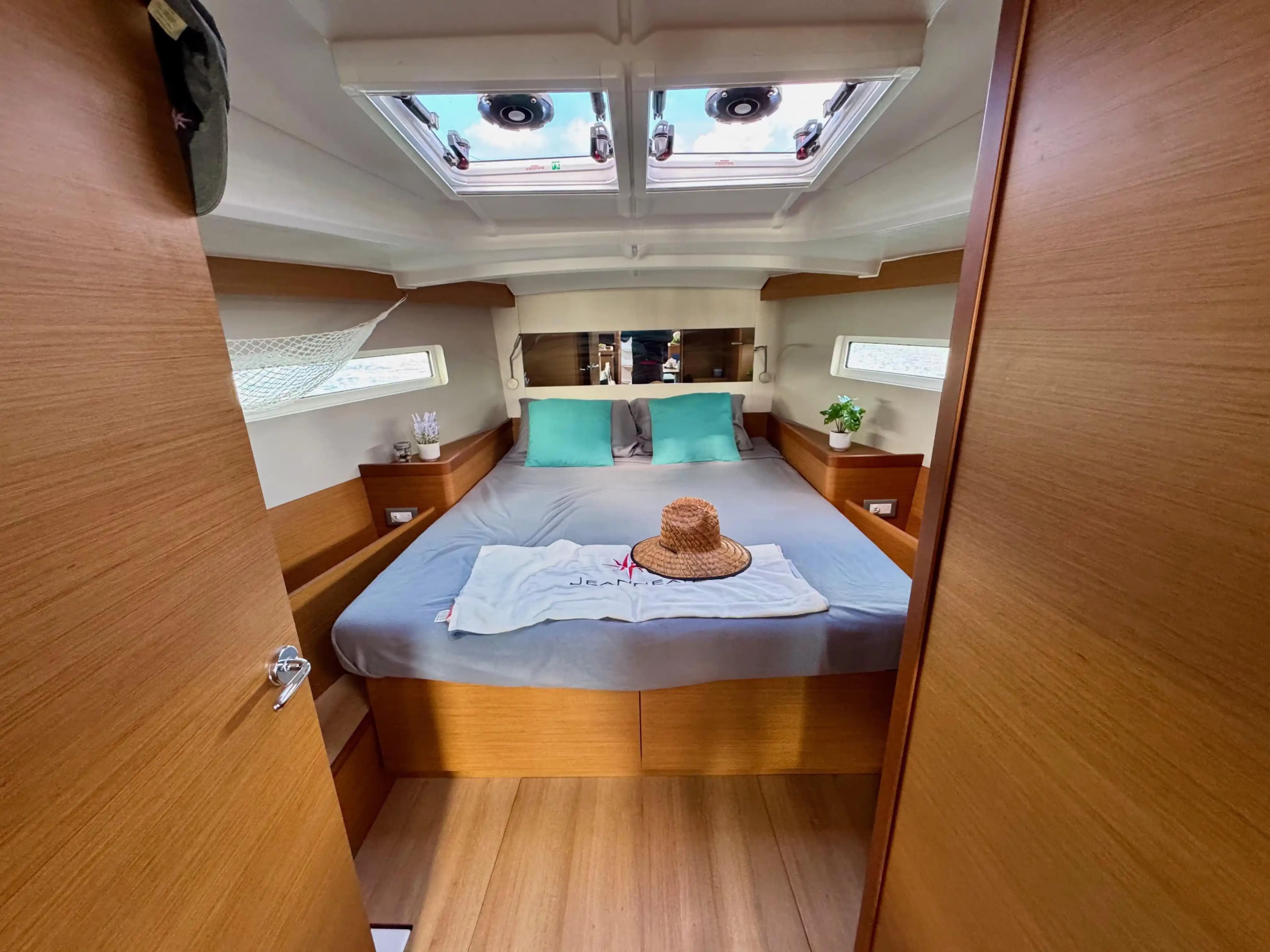 2020 Jeanneau Sun Odyssey 440 for Sale in Boston, Massachusetts Monohull 3