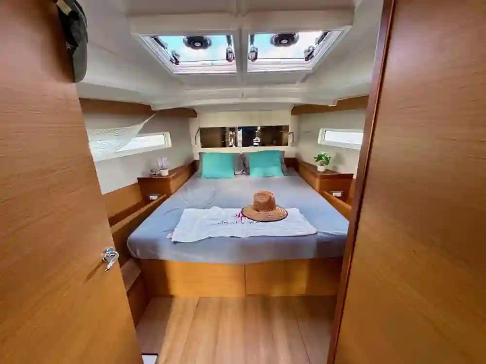 2020 Jeanneau Sun Odyssey 440 for Sale in Boston, Massachusetts Monohull 3
