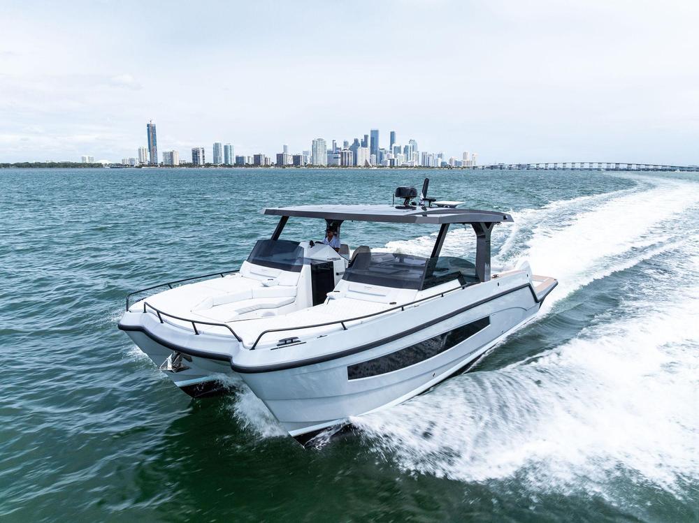 2024-tesoro-t38-power-cat-power-9710406-20250421085525143-1_XLARGE.jpg