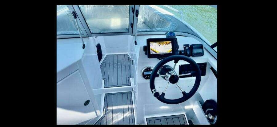 2023 Custom Craft 21'