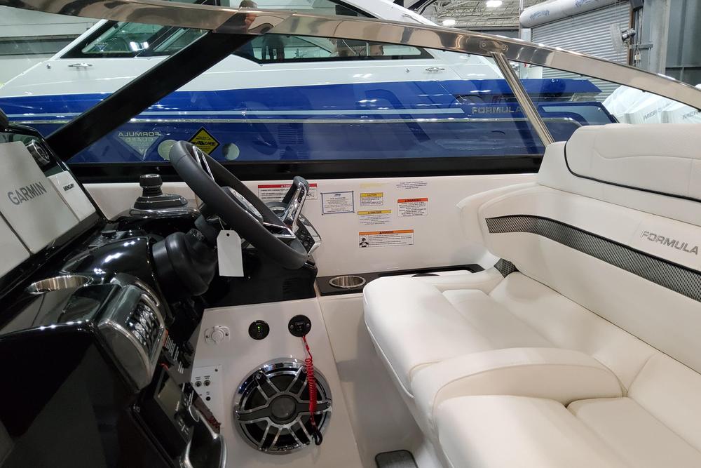 2025-formula-350-crossover-bowrider-io-power-9918678-20250821112235545-1.jpg