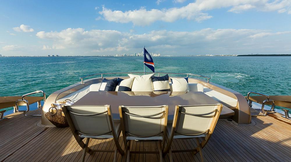 2010 AB Yachts Five Waves