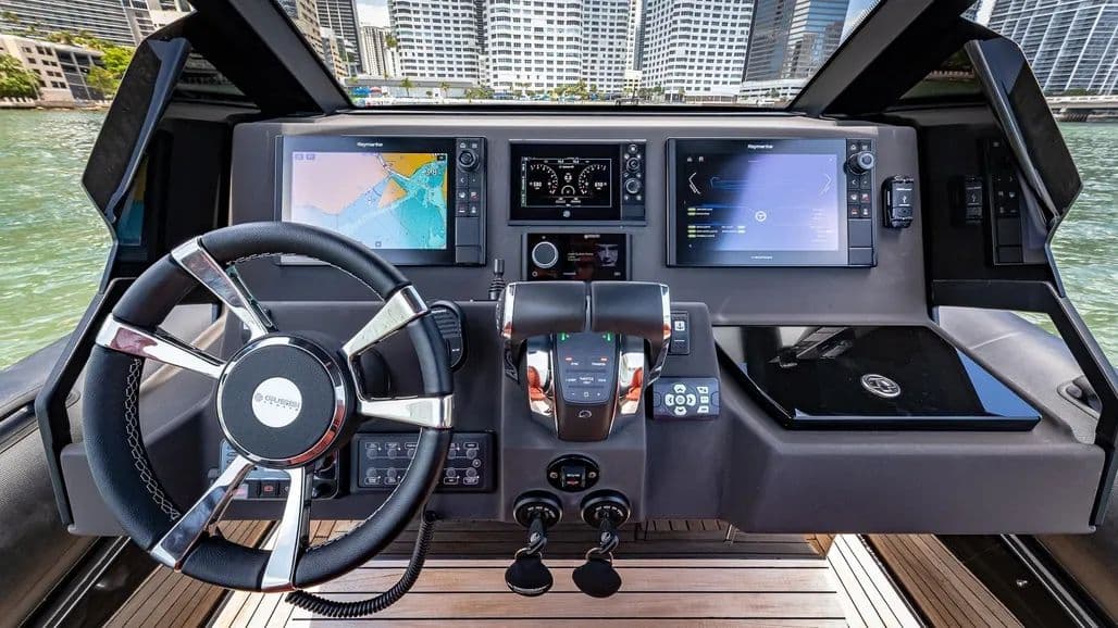 2025 Technohull GTX Sold in Miami Beach, Florida RIB (Rigid Inflatable) 3