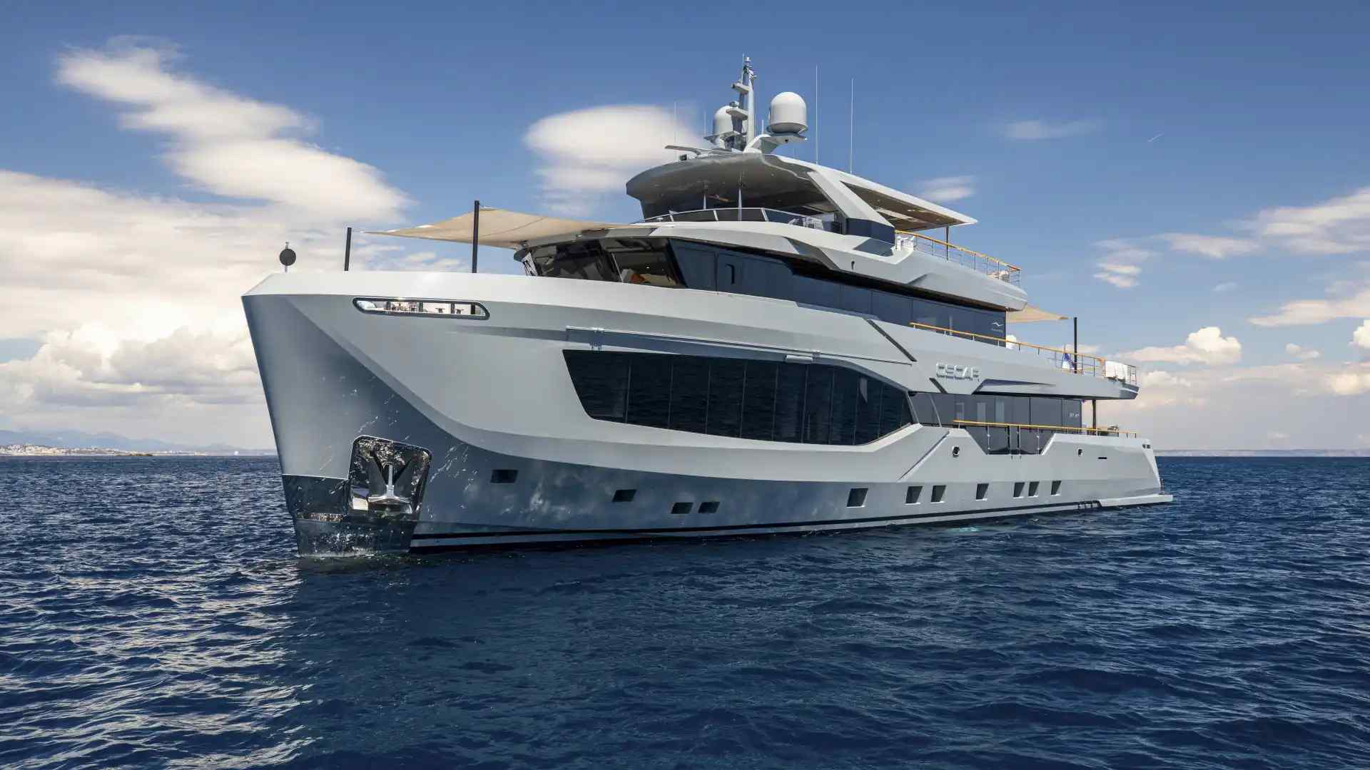 Yacht