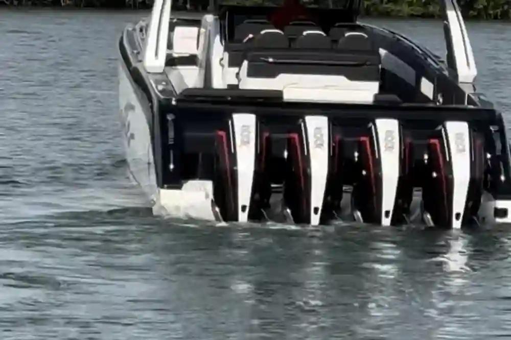 Cigarette Racing 42' Auroris For Sale