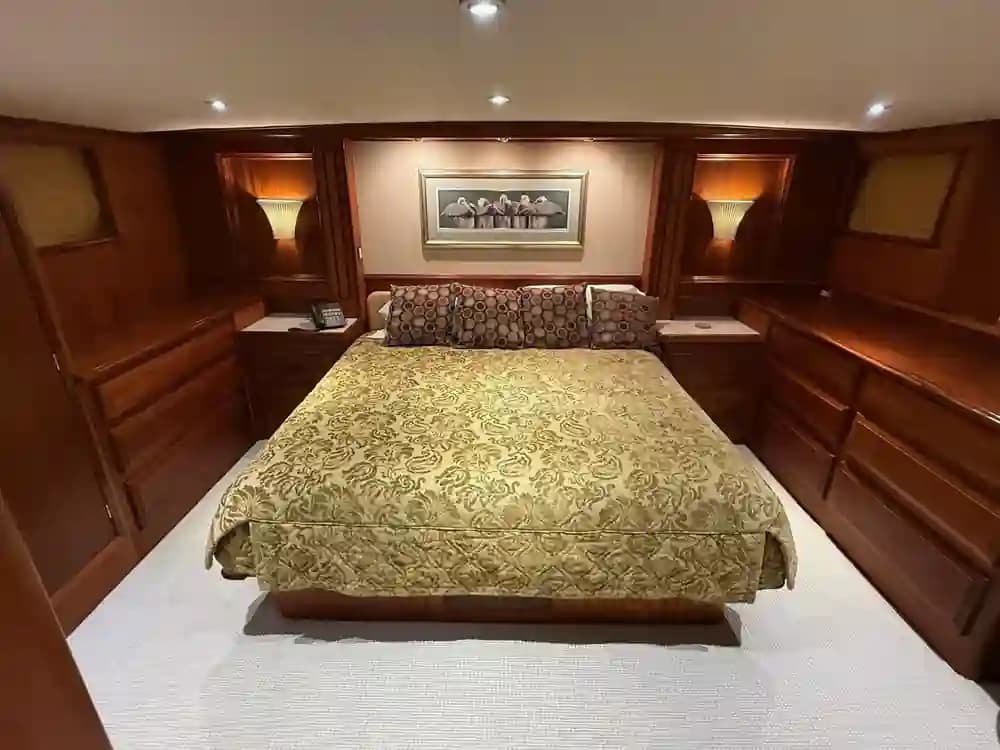 1972 Burger Boats 81 Raised Pilothouse for Sale in Moore Haven, Florida Pilothouse 5