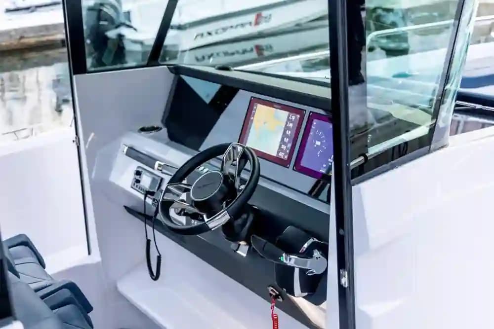 2025 Axopar 29 XC Cross Cabin for Sale in San Diego, California Trawler 3