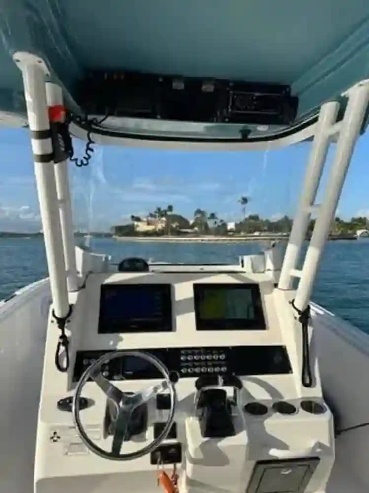 2015 EdgeWater 280CC for Sale in Miami Beach, Florida Center Console 2