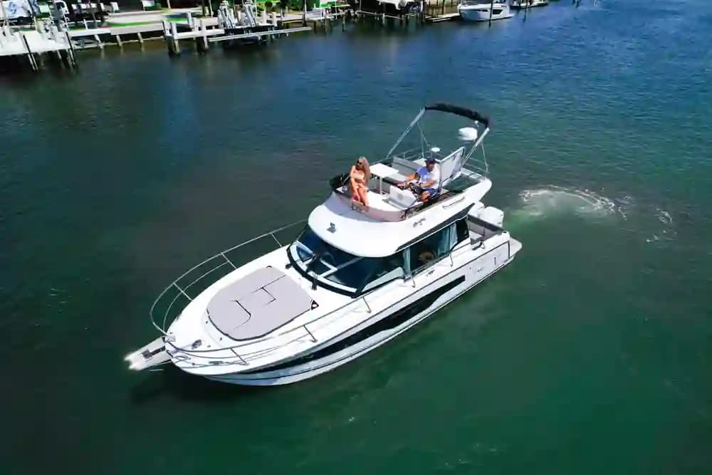 Jeanneau NC 1095 Fly for Sale