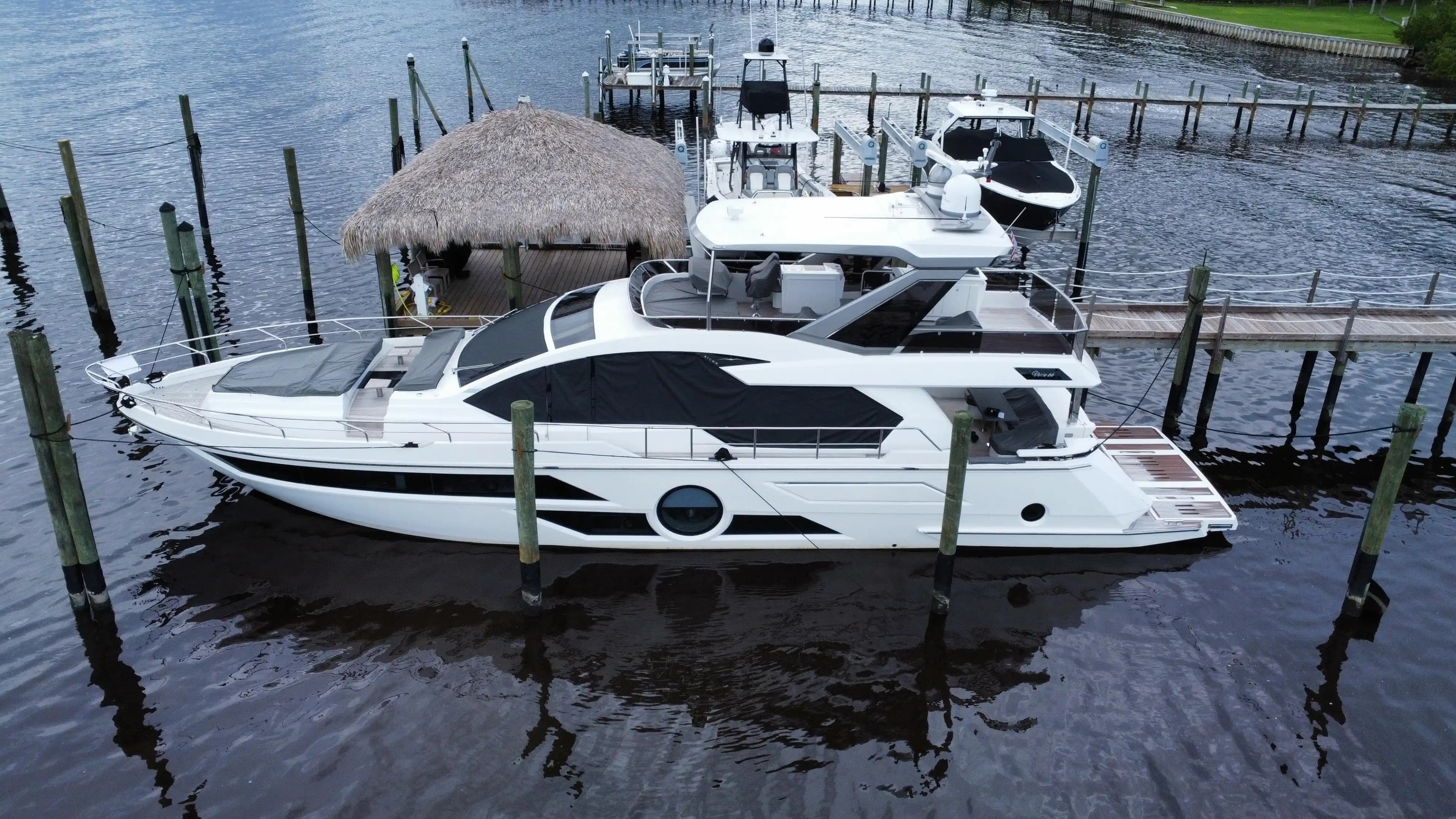 Aicon Yachts 66 Vivere for Sale